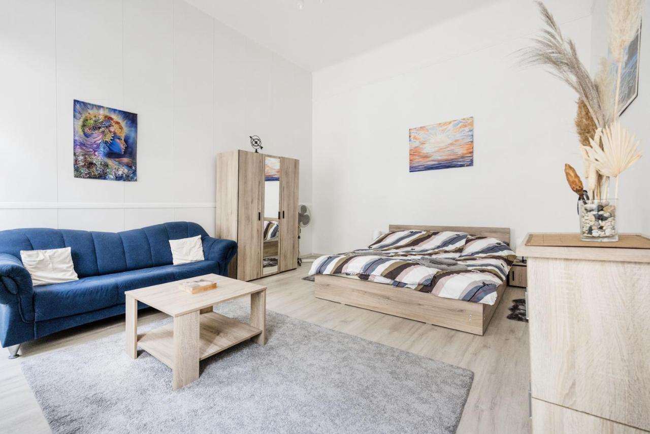 Lovely Studio In The Heart Of Budapest Exterior photo